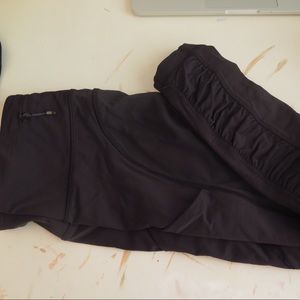 lululemon yoga pants